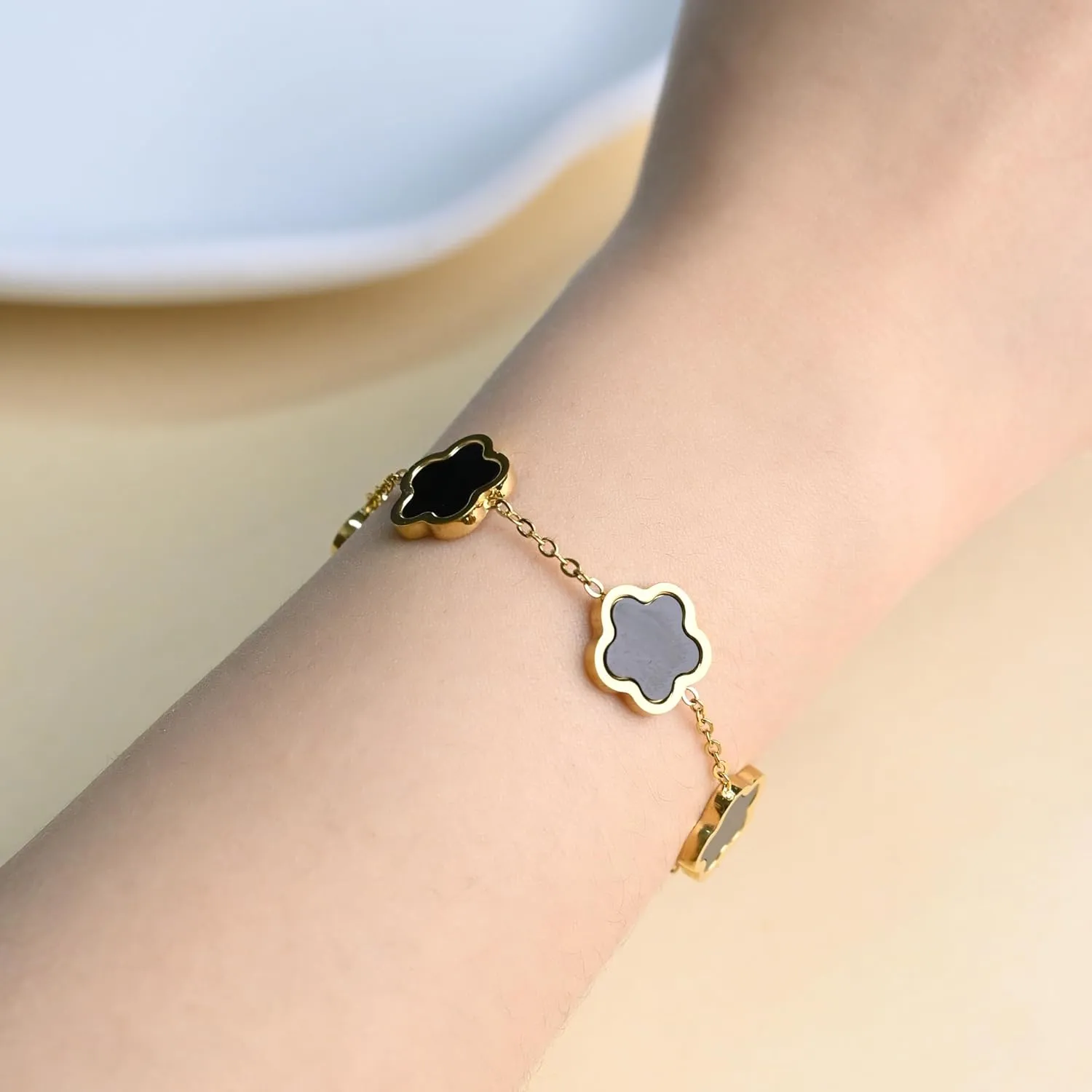 18K Gold Plated Clover Bracelet for Women - Four Leaf Flower Lucky 4 Leaf Link Bracelet Jewelry Gift for Women Van Cleef