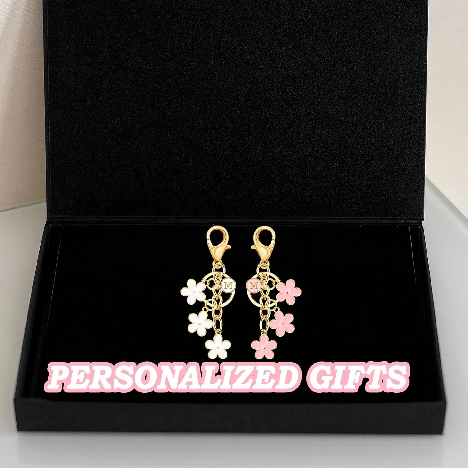 2Pcs Initial Letter L Keychain Cute Flower Key Chains Pink White Bag Key Charms for Women Girls Personalized Letter Gifts
