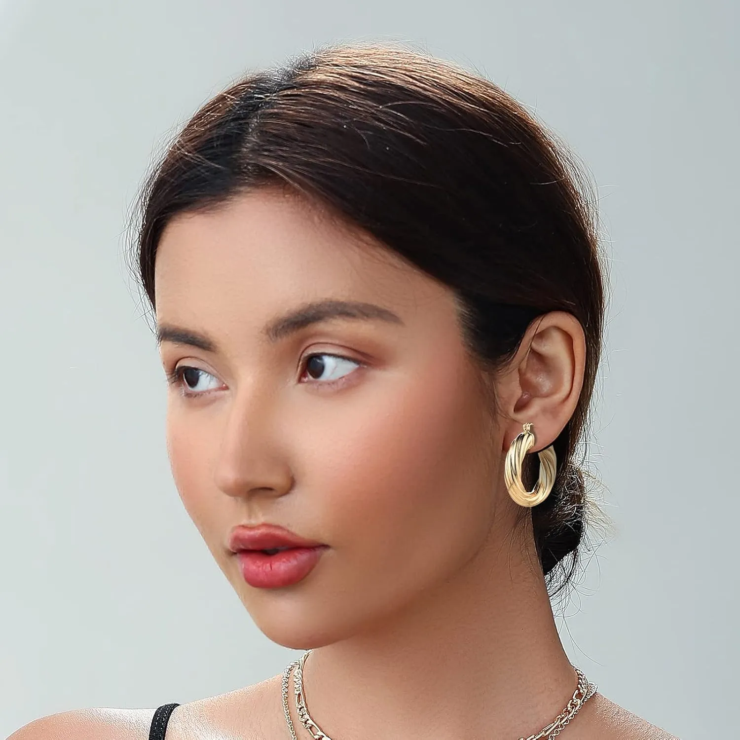6 Pairs Gold Chunky Hoop Earrings for Women,14K Gold Plated Twisted Huggie Hoop Earring Set Hypoallergenic,Thick Open Hoop Earrings Packs Lightweight.