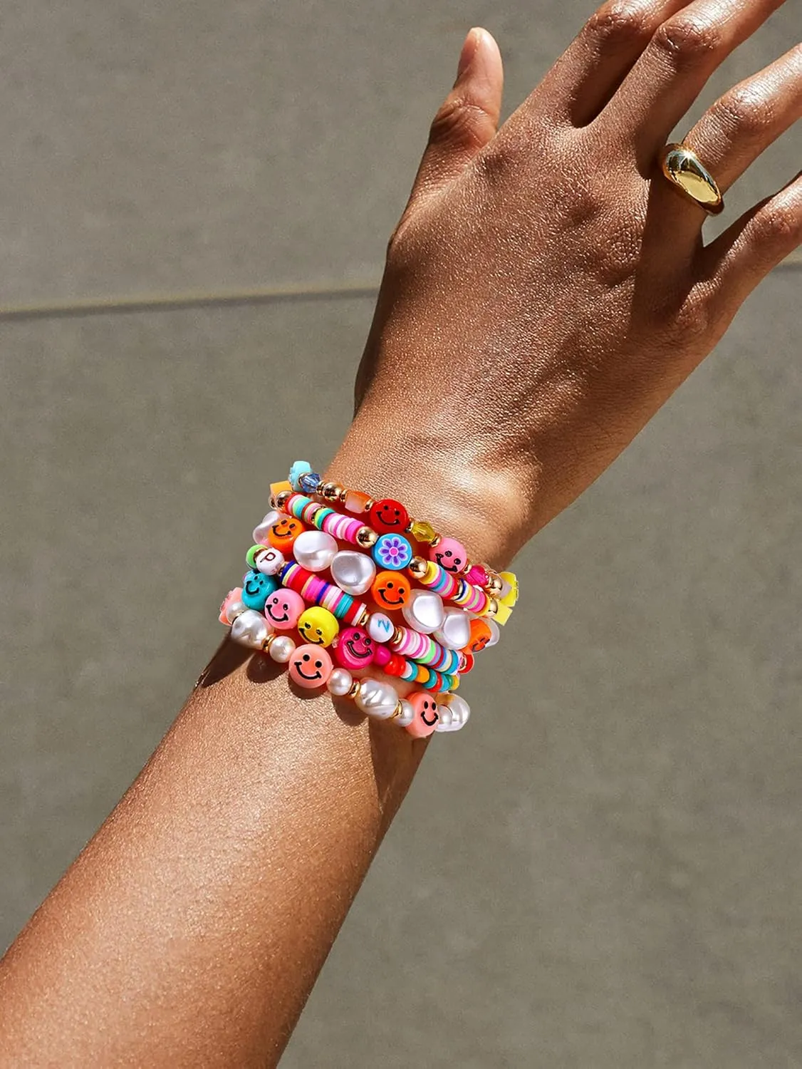 Beaded Bracelet Set Stack Colorful Happy Face Charm Pearl Heishi Beaded Stretchy Bracelet Summer Beach Bracelet Jewelry