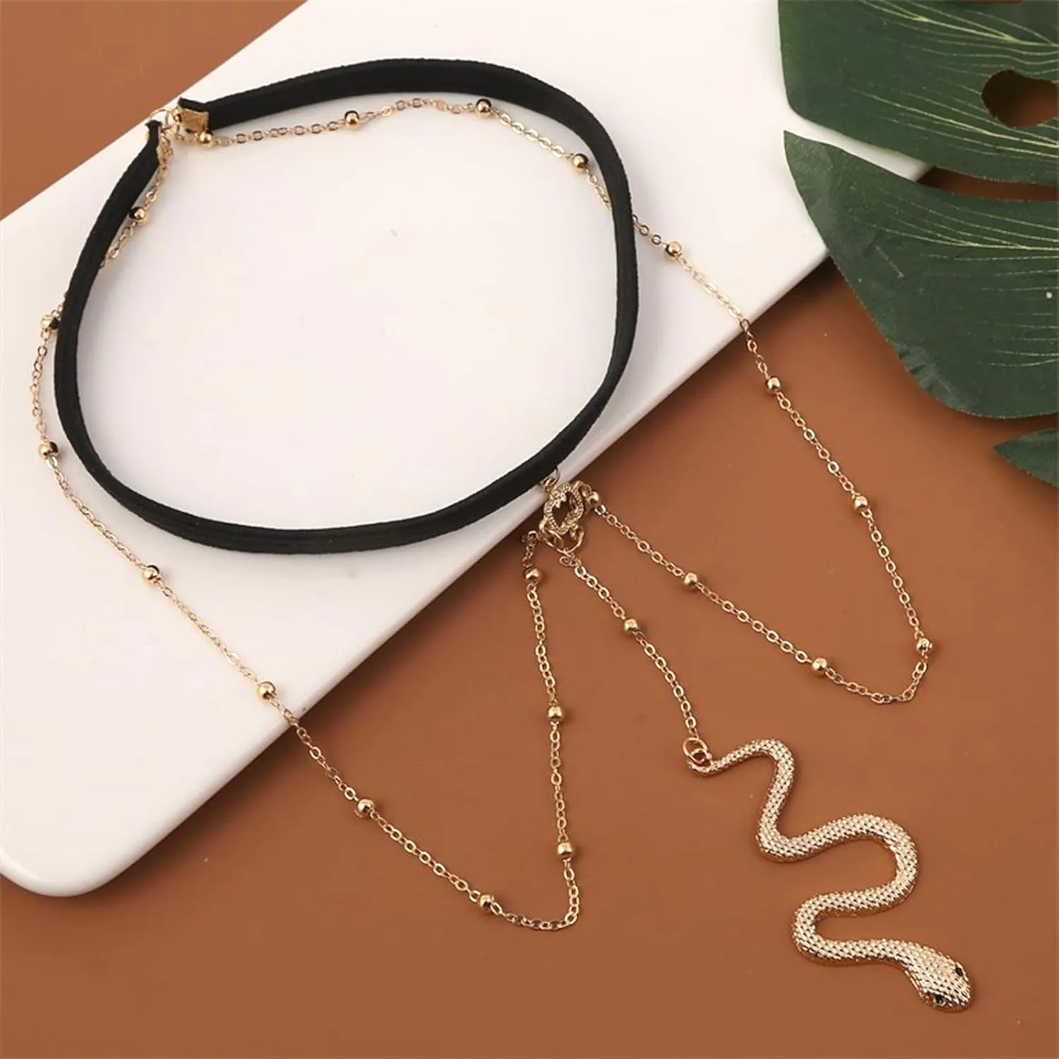 Body Chain Jewelry for Women Gold Body Chain Snake Thigh Chain Rhinestone Leg Chain Jewelry Thigh Harness Garters Summer Dresses Vacation Accessories