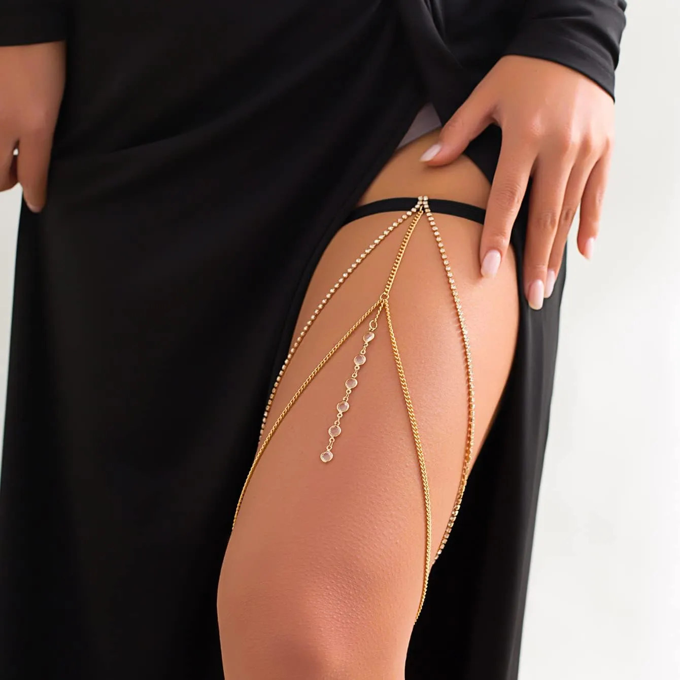 Body Chain Jewelry for Women Gold Body Chain Snake Thigh Chain Rhinestone Leg Chain Jewelry Thigh Harness Garters Summer Dresses Vacation Accessories