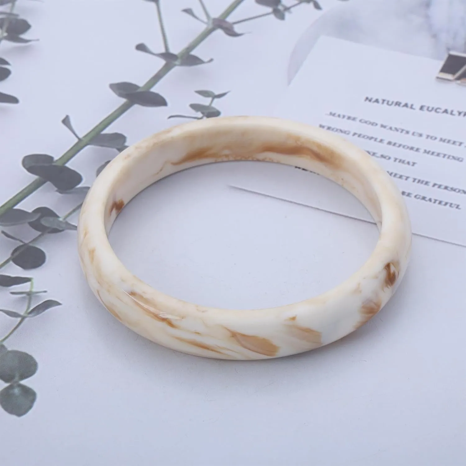 Boho Acrylic Bangle Bracelet Chunky Acrylic Bracelets White Resin Bracelet Quartz Crystal Bangle Bracelet Gemstone Bangle Bracelet Jewelry for Women