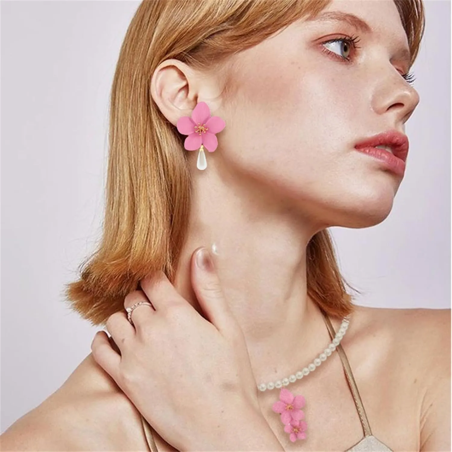 Boho Flower Earrings Necklace Stes for Women Handmade Pearl Flower Necklace Layered Floral Petal Earrings Cute Boho Matte Flower Statement Earrings Boho Wedding Jewelry