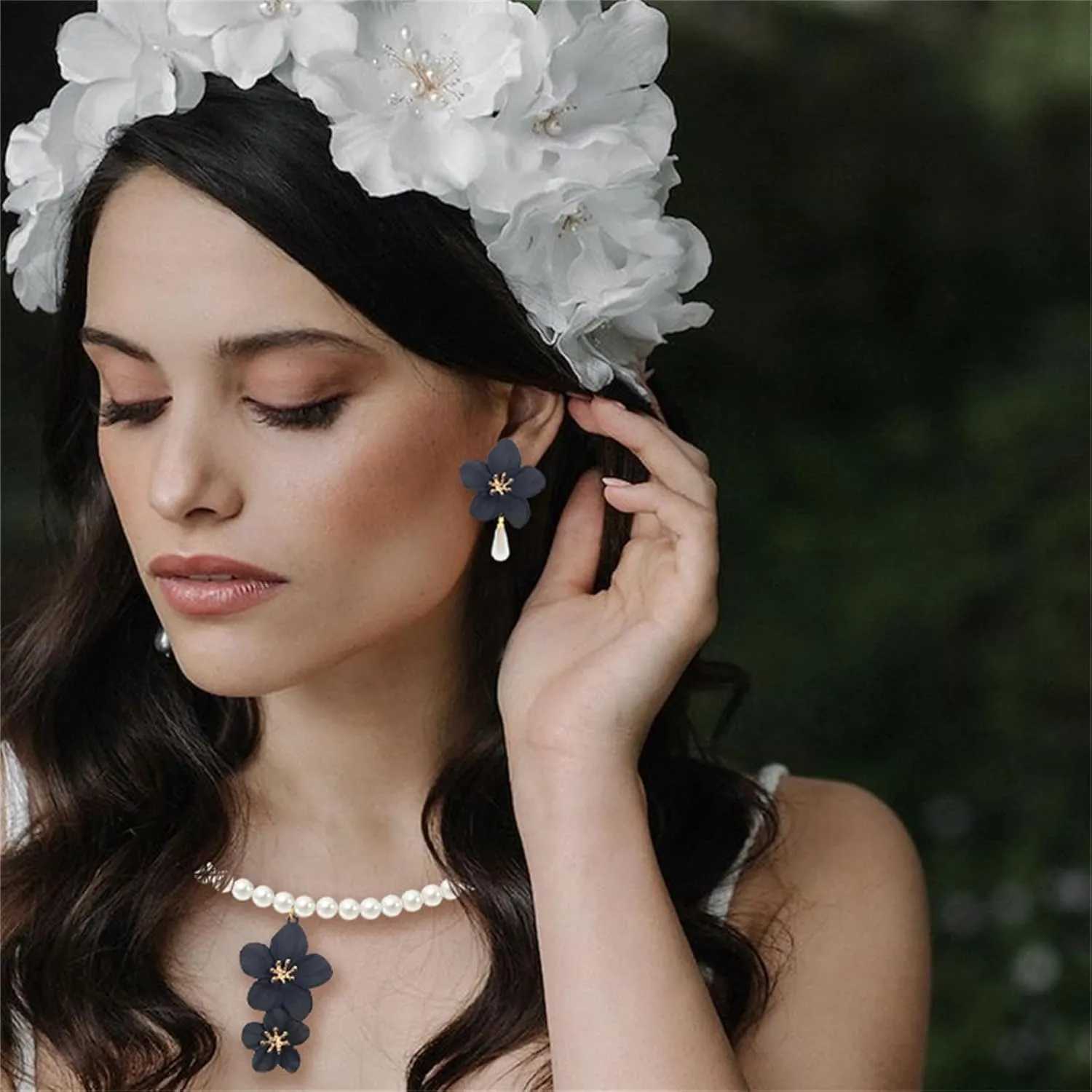 Boho Flower Earrings Necklace Stes for Women Handmade Pearl Flower Necklace Layered Floral Petal Earrings Cute Boho Matte Flower Statement Earrings Boho Wedding Jewelry