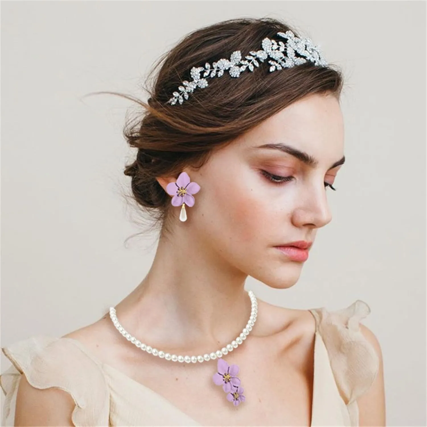 Boho Flower Earrings Necklace Stes for Women Handmade Pearl Flower Necklace Layered Floral Petal Earrings Cute Boho Matte Flower Statement Earrings Boho Wedding Jewelry