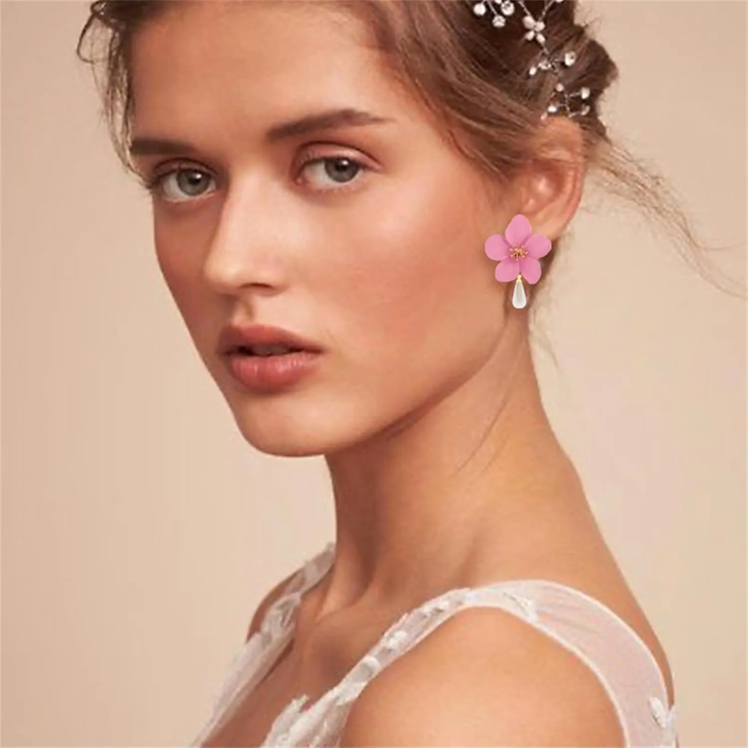 Boho Flower Earrings Necklace Stes for Women Handmade Pearl Flower Necklace Layered Floral Petal Earrings Cute Boho Matte Flower Statement Earrings Boho Wedding Jewelry