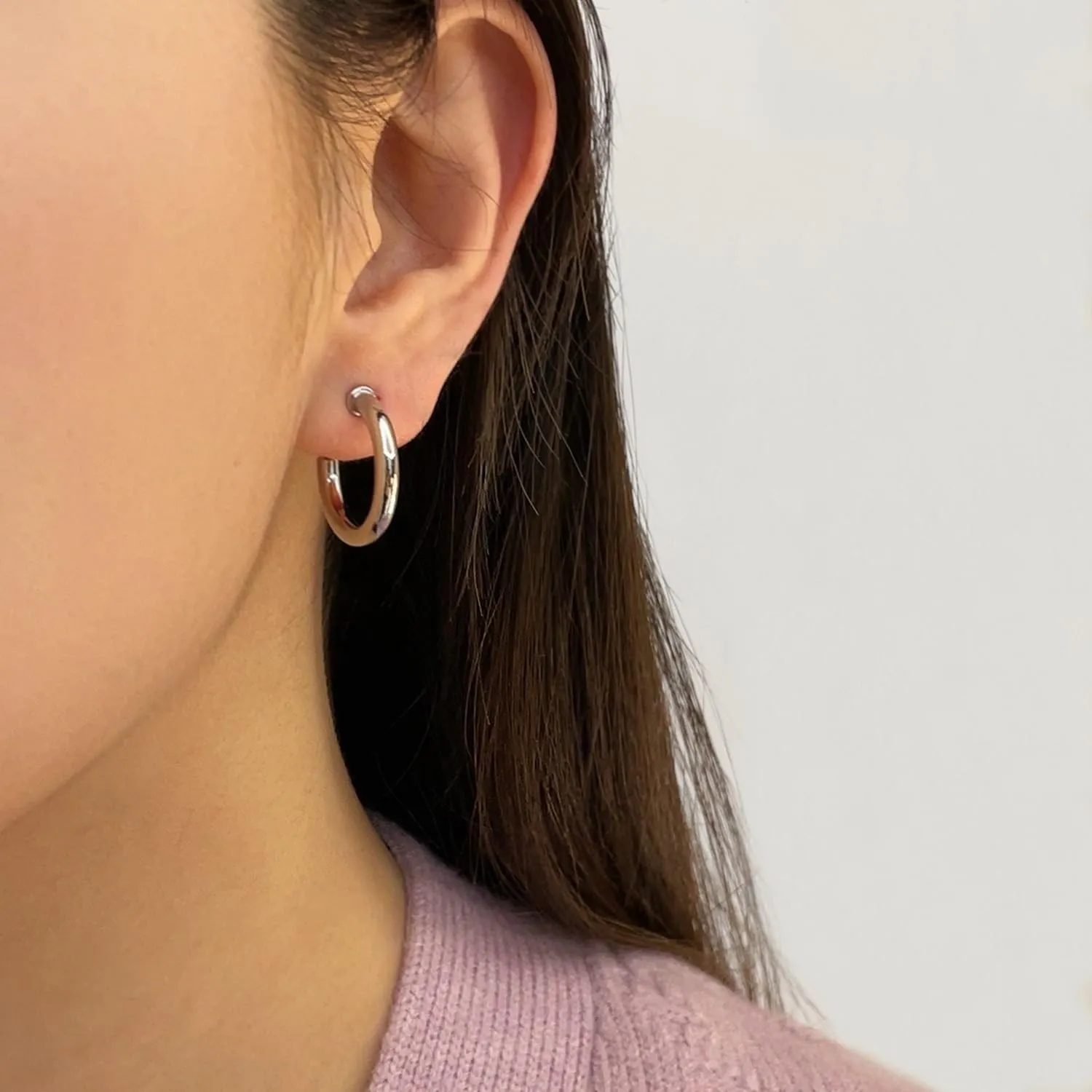 Chunky Gold Clip On Hoop Earrings for Women 14K Gold Plated Non Pierced Tube Hoops Hypoallergenic Adjustable No Piercing Fake Earrings
