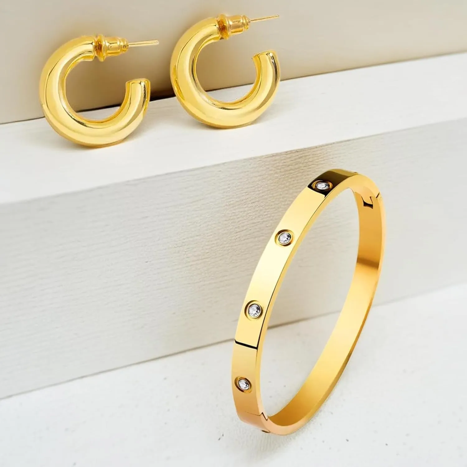 Chunky Gold Hoop Earrings for Women,14K Gold Plated Friendship Bangle Bracelets Stainless Steel Hypoallergenic Jewelry Sets Valentines Christmas Gifts for Women 7.5 Inch