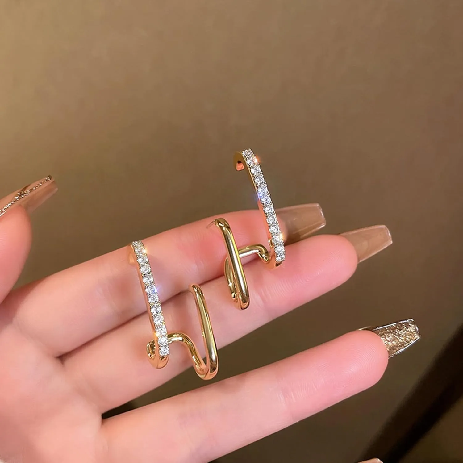 Claw Earrings for Women Double Hoop Earrings for Single Piercing Sparkle Claw Earring Ear Cuff Earring Jewelry
