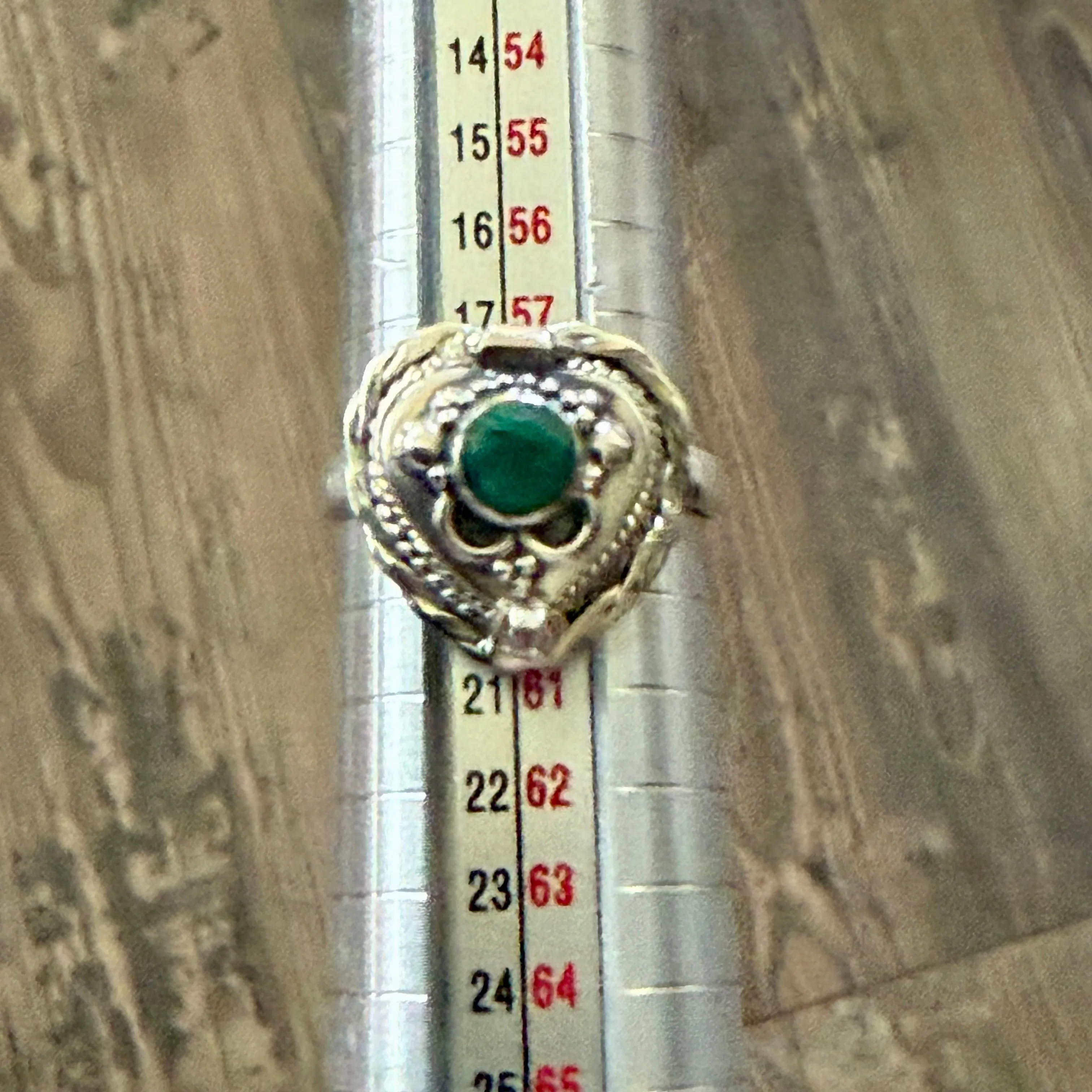 Faceted Round Emerald Gemstone Poison Locket Box Heart Ring Sterling Silver Sz 8