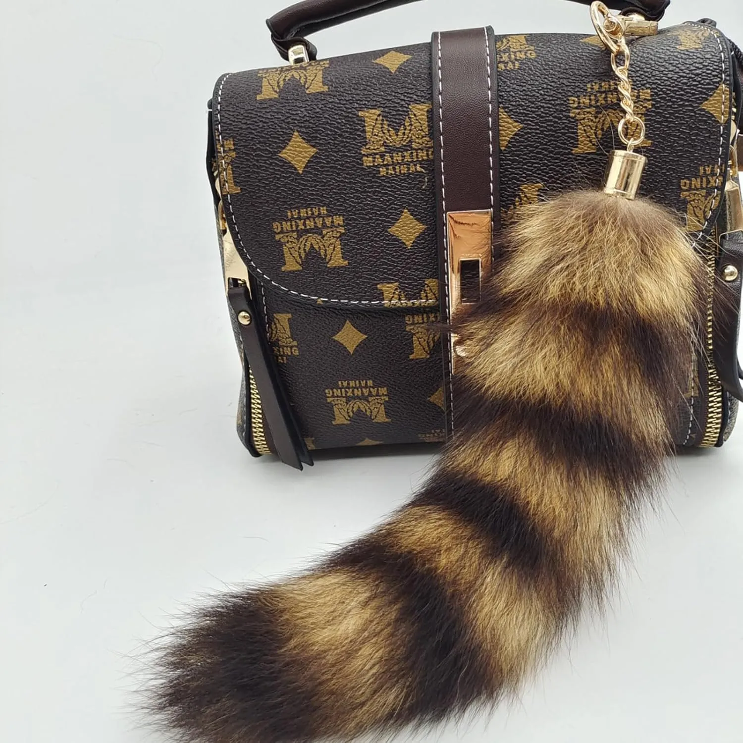 Faux Fox Tail Keychain Pendant Cosplay Costume Halloween Furry Fox Tails Handbag Accessory Key Chain Charm for Women