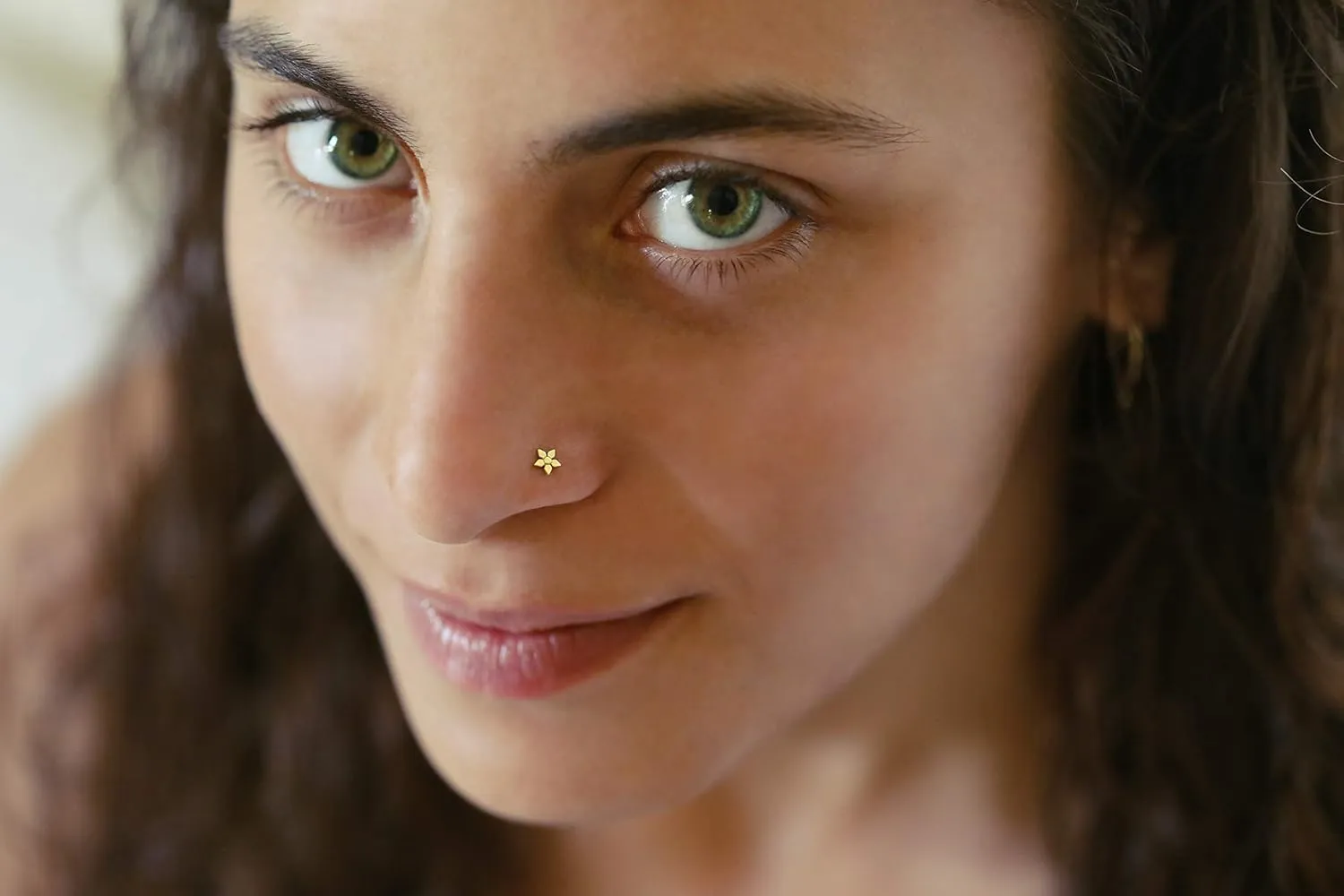Flower Gold Nose Stud, Real 14k Solid Yellow Gold Dainty Tiny Flower Piercing, Cute Star Nose Jewelry, Indian Minimalist Handmade Tribal Boho Piercing, Nature Inspired, Screw Shaped Bend, 22gauge