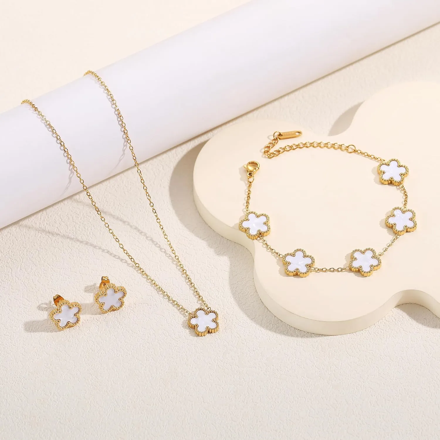 Four Leaf Clover Bracelet Set for Women - 18K Gold Plated Flower Lucky 4 Leaf Necklace Bracelet Earrings Jewelry Sets Gift for Women
