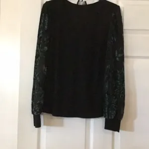 Frank Lyman blouse 234459