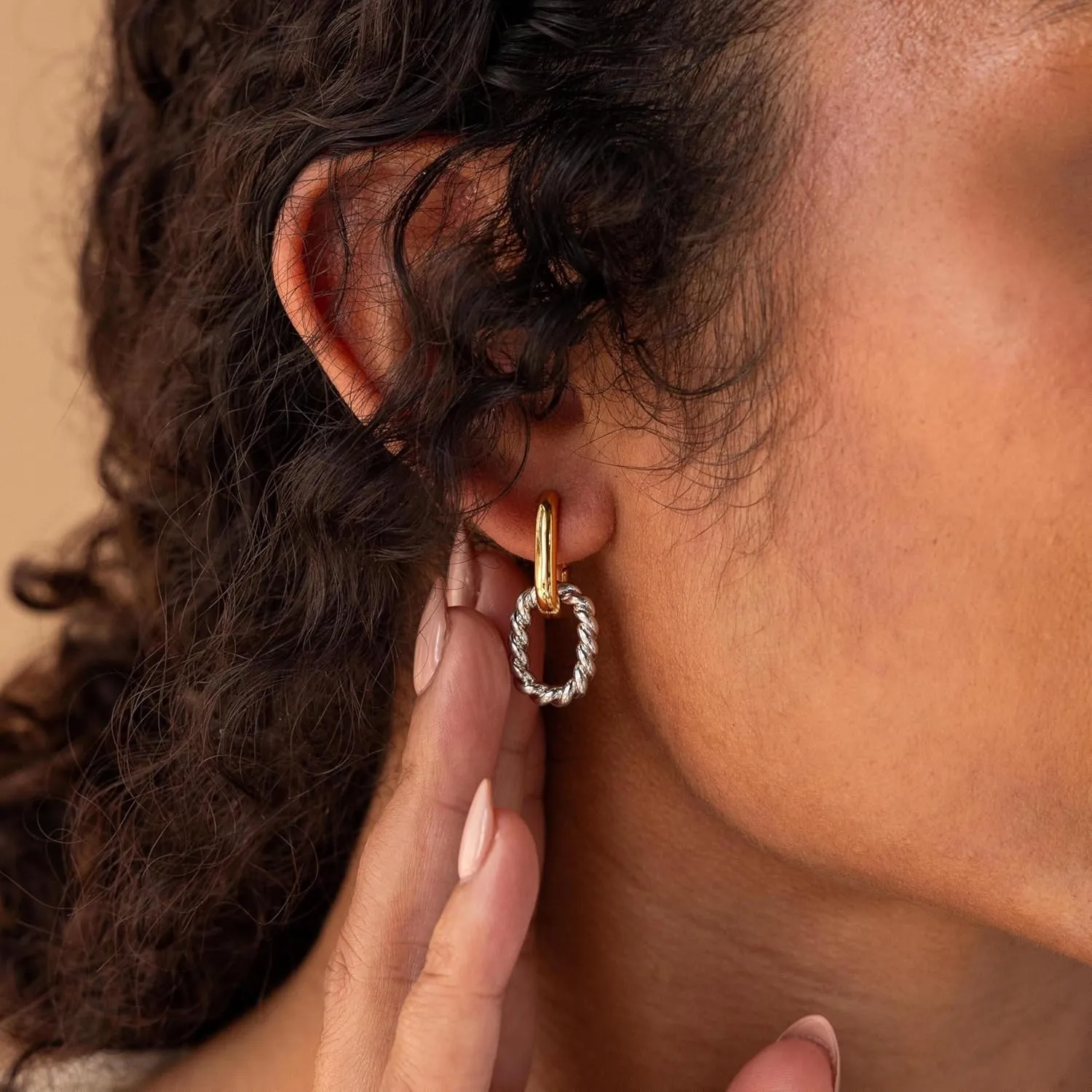 Gold Earrings for Women 14K Gold Hoop Earring Dainty Minimalist Simple Small Earrings Jewelry Gift for Her
