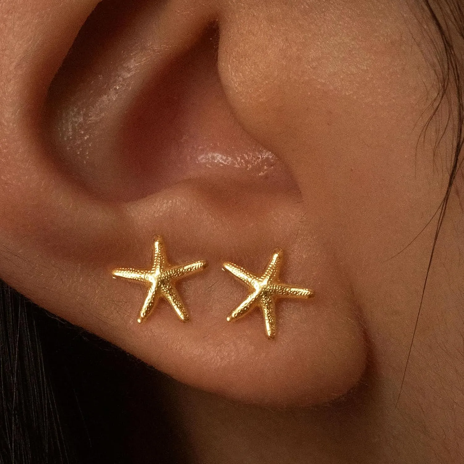 Gold Earrings for Women Trendy 14K Gold Plated Small Starfish Stud Earrings Dainty Lightweight Minimalist Simple Hypoallergenic Earrings Jewelry Gifts for Her
