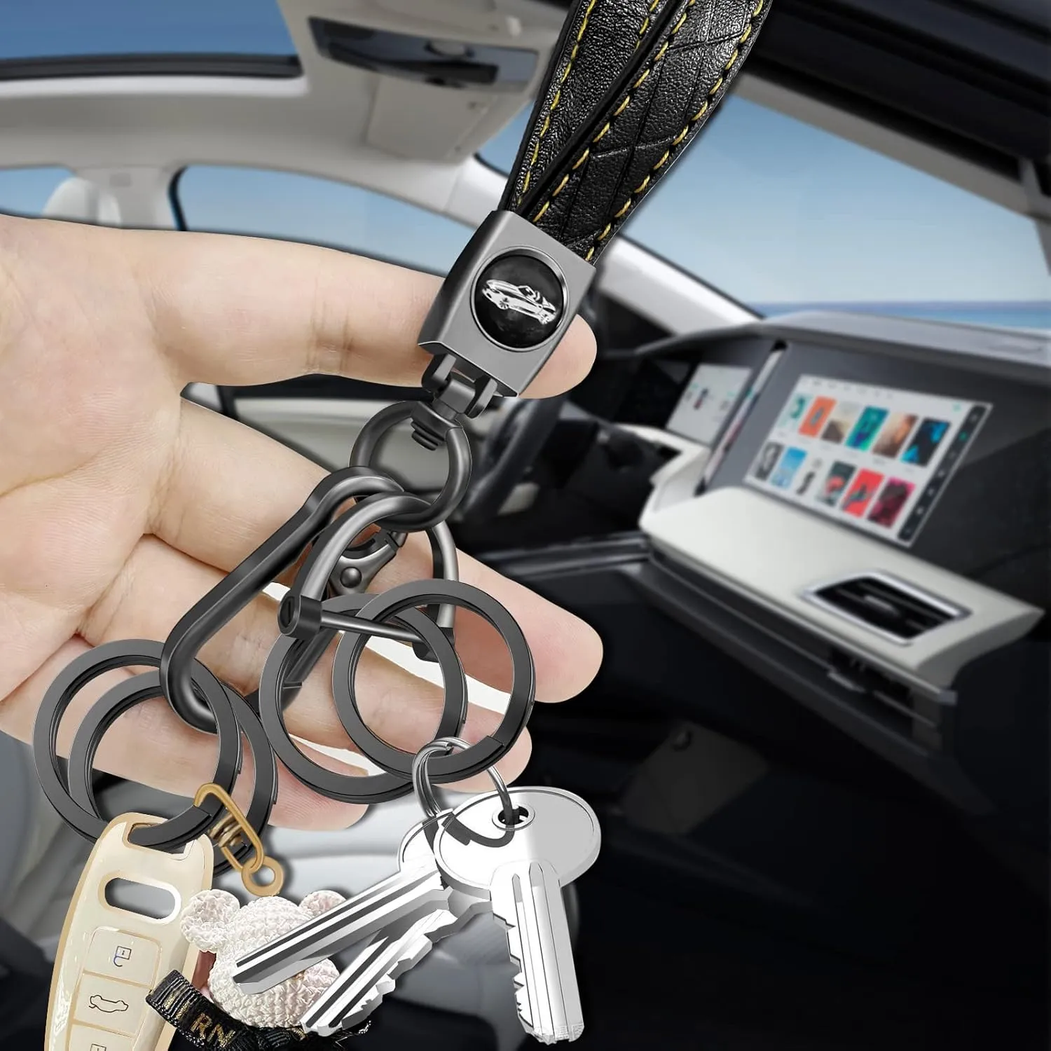 Idakekiy Car Keychain Microfiber Leather with 4 Key Rings 360 Degree Rotatable Universal Key Fob Chain Holder Organizer