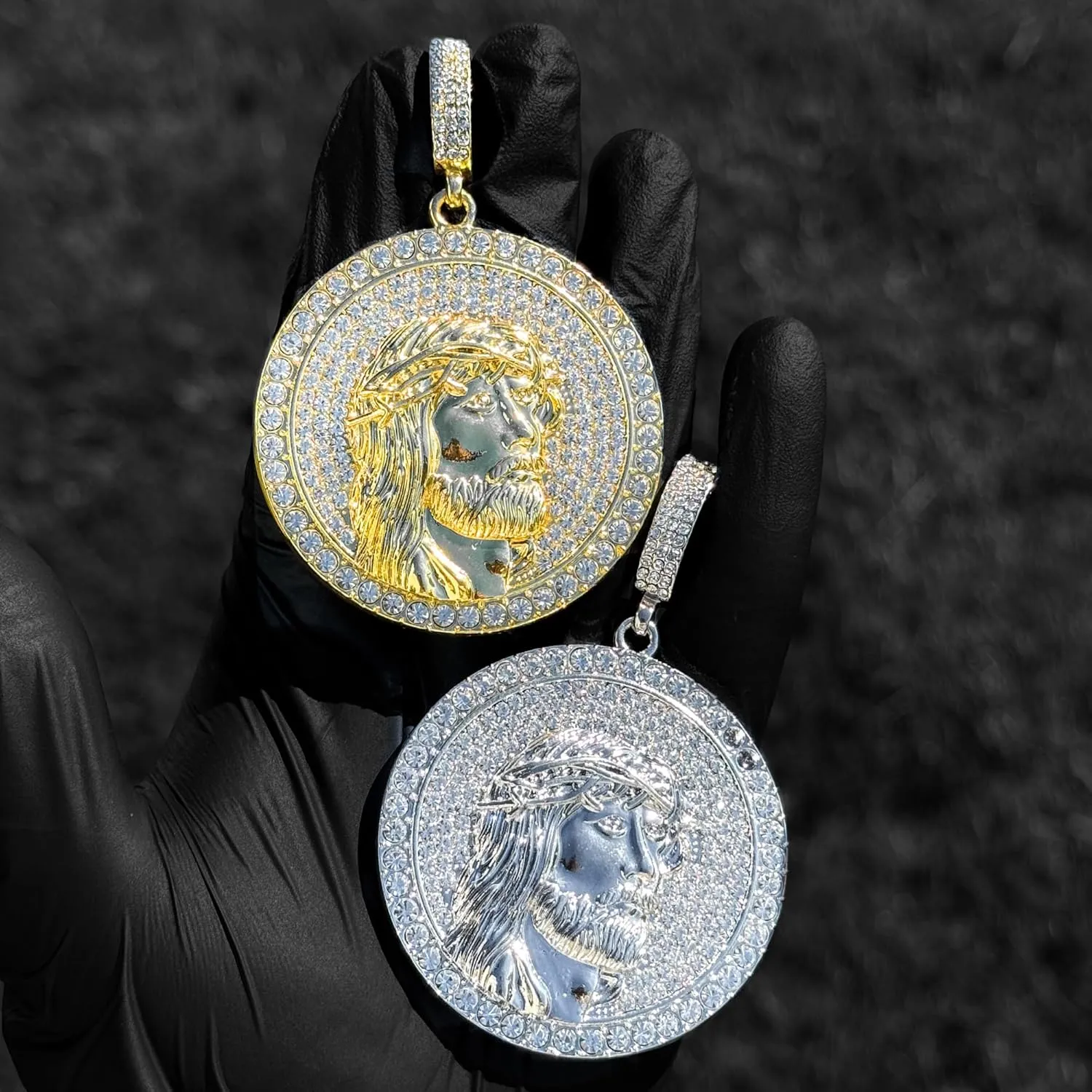 Men's Iced-Out Large Medallion Pendant with 5mm Rope Chain  Luxury Hip-Hop Necklace