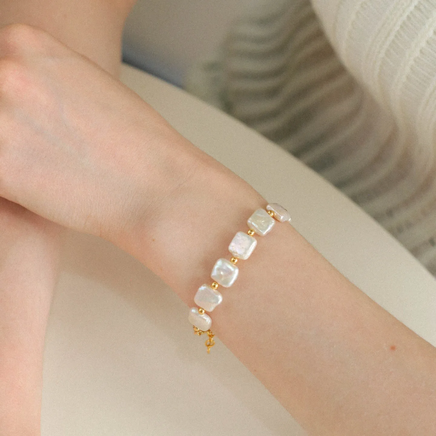 Mini Gold Bead and Square Baroque Pearl Bracelet