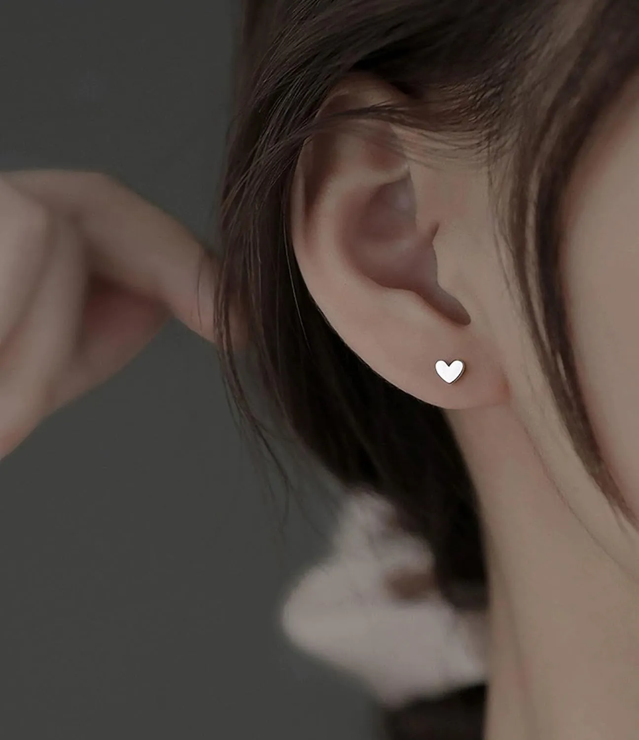 Mini Heart Stud Earrings, Hypoallergenic Tiny Small Cartilage Tragus Stud Earrings for Women Silver/Gold