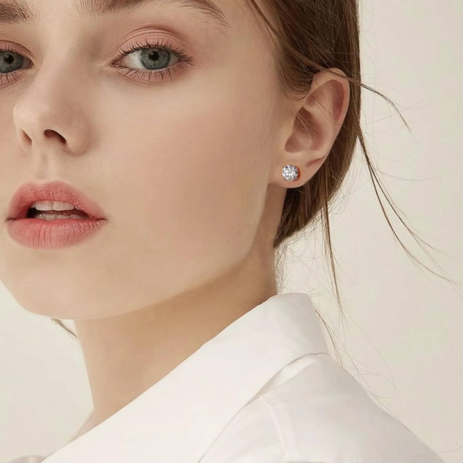 Moissanite Stud Earrings for Women:0.1-2ct 18K White Plated Silver Hypoallergenic Round Cut D Color VVS1 Round Lab Created Diamond Earrings for Men