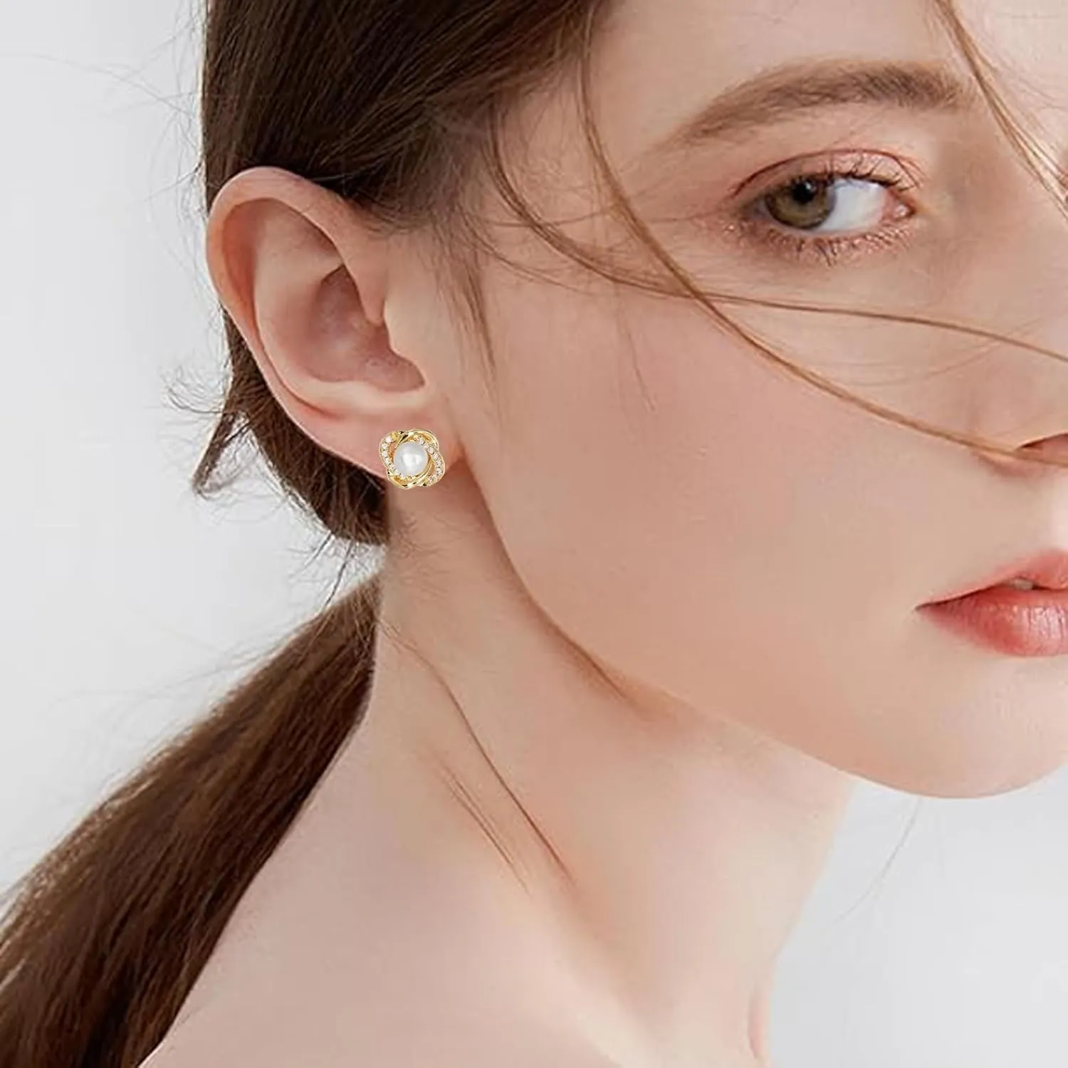 Pearl Stud Earrings for Women Rhinestones Pearl Earrings Hypoallergenic stud Gold Jewelry Wedding Earrings for Brides