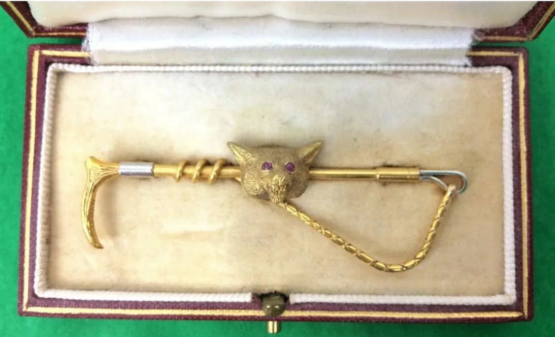 "Garrard & Co Ruby-Eyed Gold Fox-Mask & Riding Crop Brooch In Presentation Box"