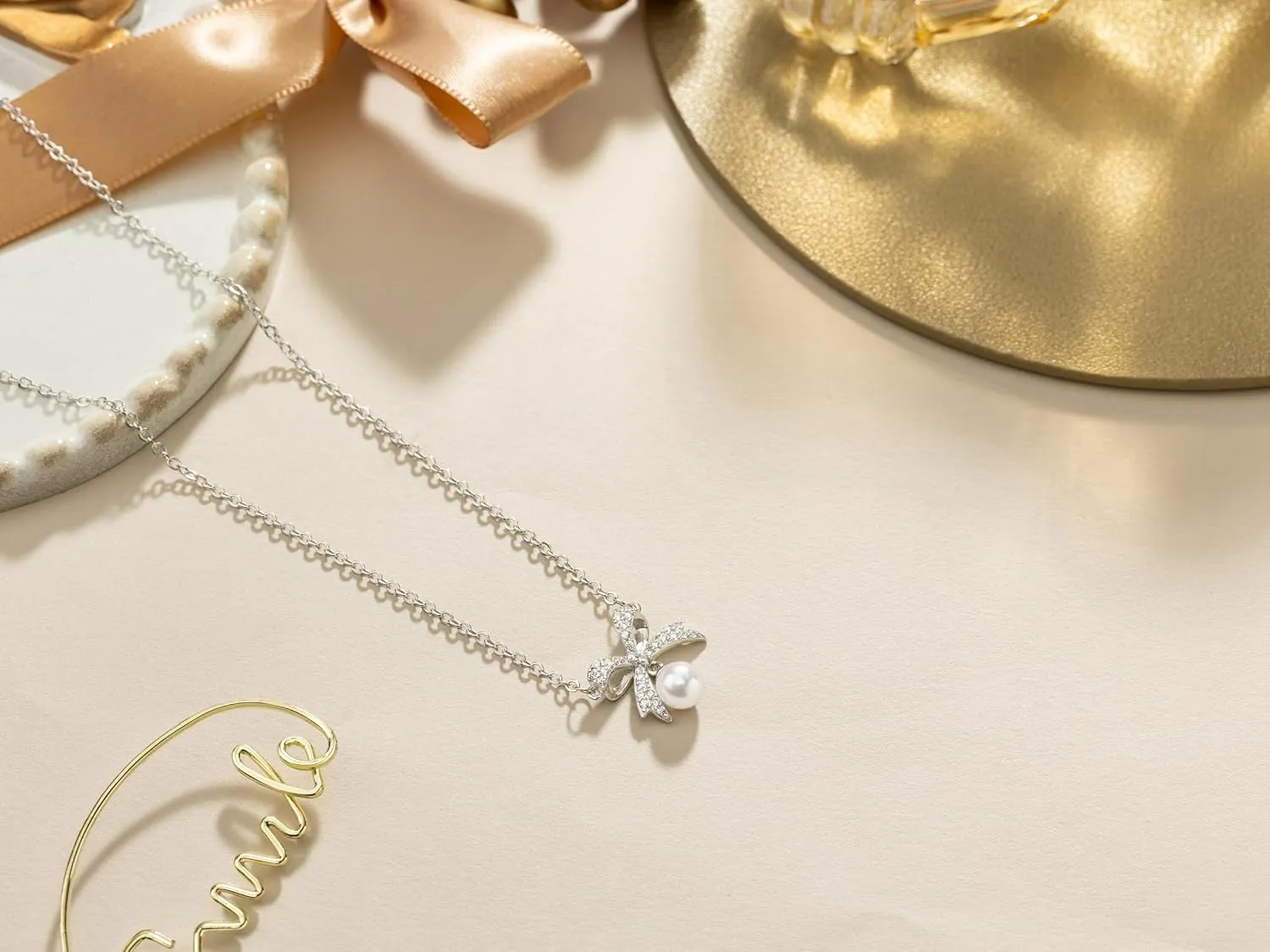 Rhinestone Silver Bow Knot Pearl Necklace for Mother of The Bride/Mother of The Groom/Mother in Law Birthday Gifts/Wedding Gifts