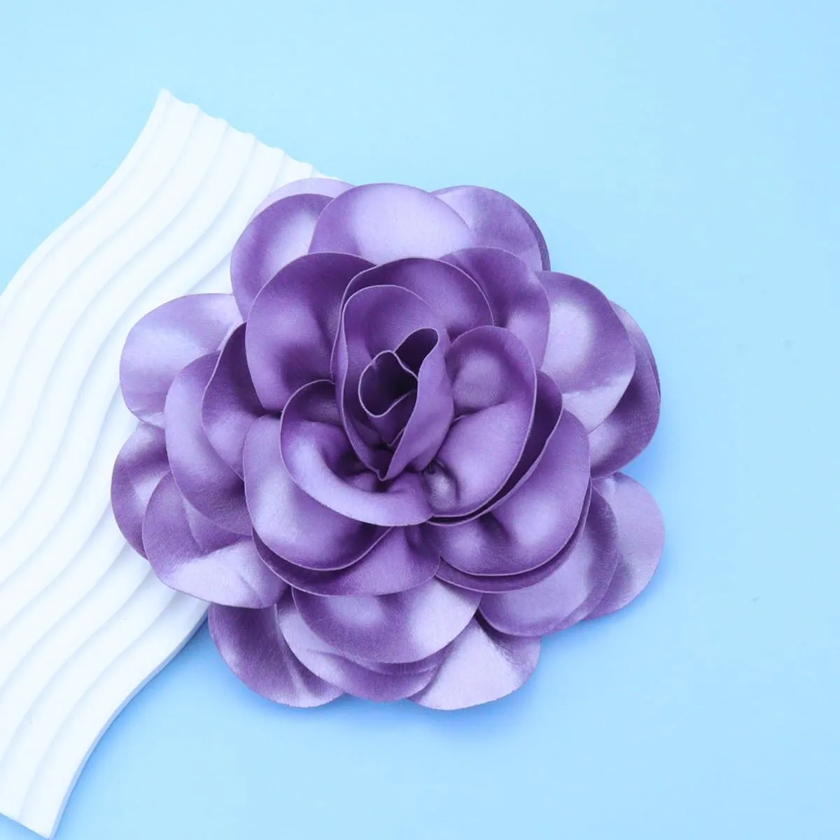Satin Fabric Rose Flower Extra Large Big Brooches Camellia Flower Oversized Brooch Pin for Women Wedding Party Dance Banquet Dress Suit Ceremony Clothes Accessories Gifts 7.5in