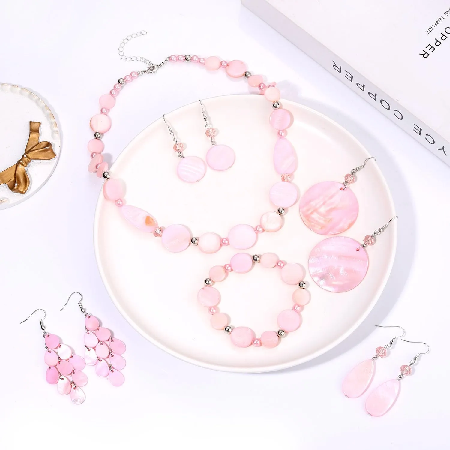 Shell Necklace and Bracelet Earrings Set for Women Boho Shell Choker Necklace Bracelet Waterfall Seashell Dangle Earrings Summer Beach Jewelry