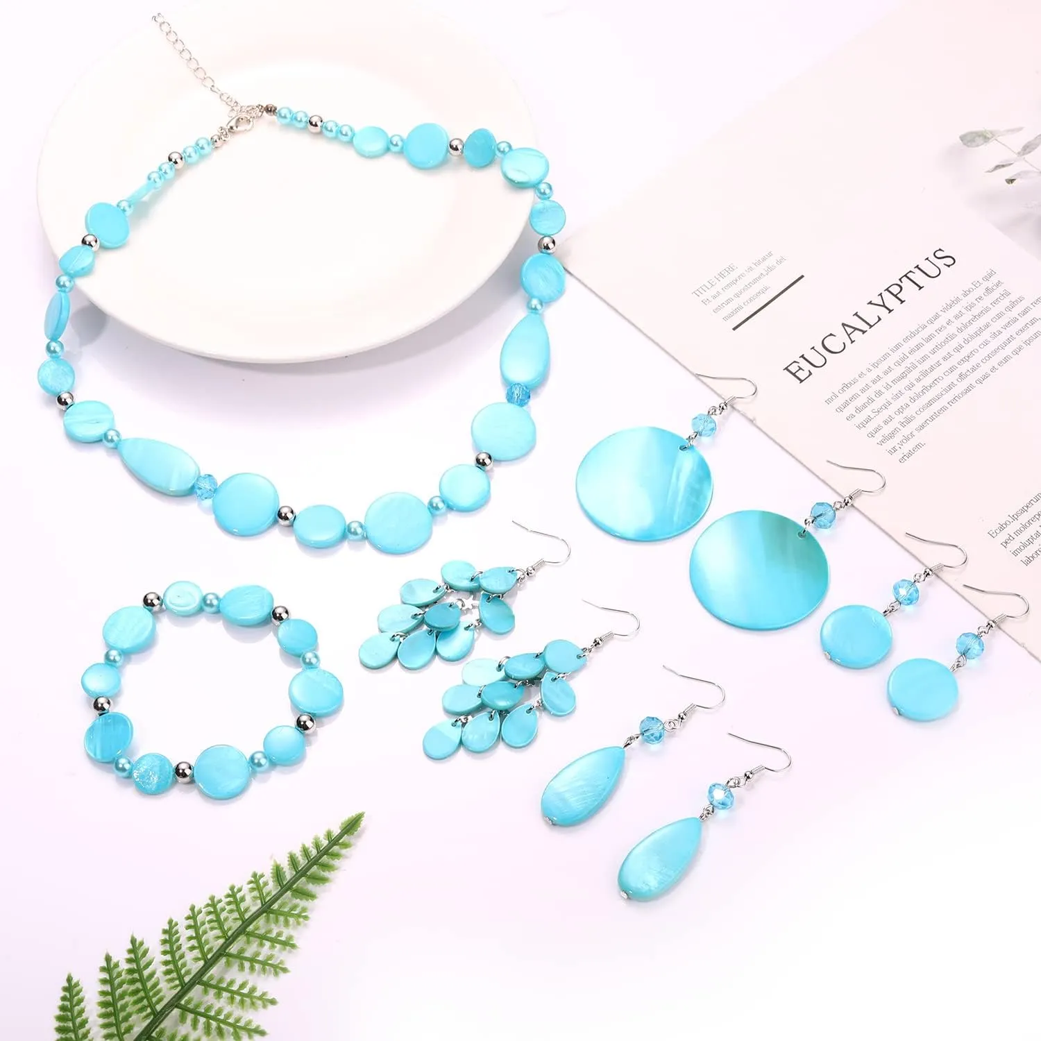 Shell Necklace and Bracelet Earrings Set for Women Boho Shell Choker Necklace Bracelet Waterfall Seashell Dangle Earrings Summer Beach Jewelry