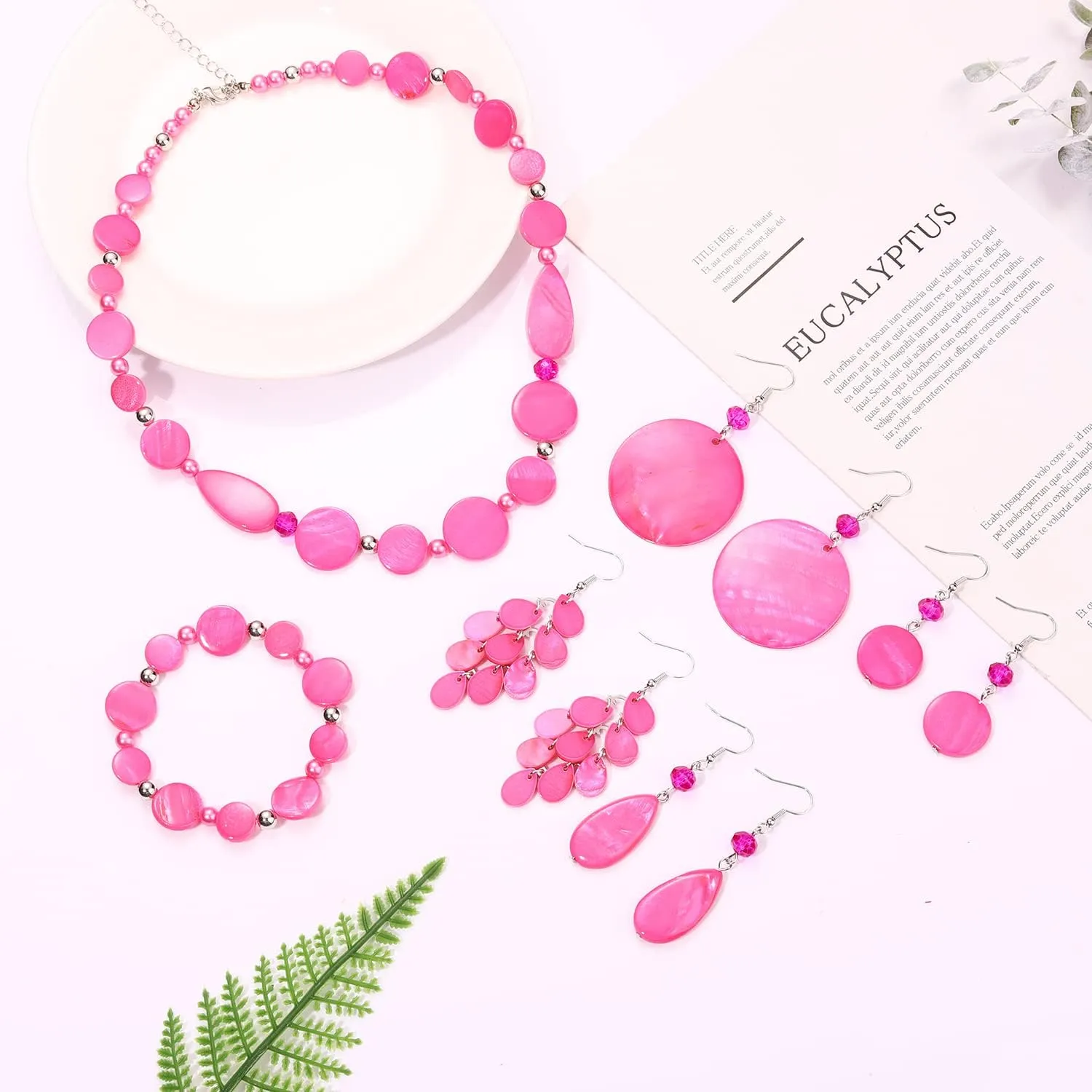 Shell Necklace and Bracelet Earrings Set for Women Boho Shell Choker Necklace Bracelet Waterfall Seashell Dangle Earrings Summer Beach Jewelry