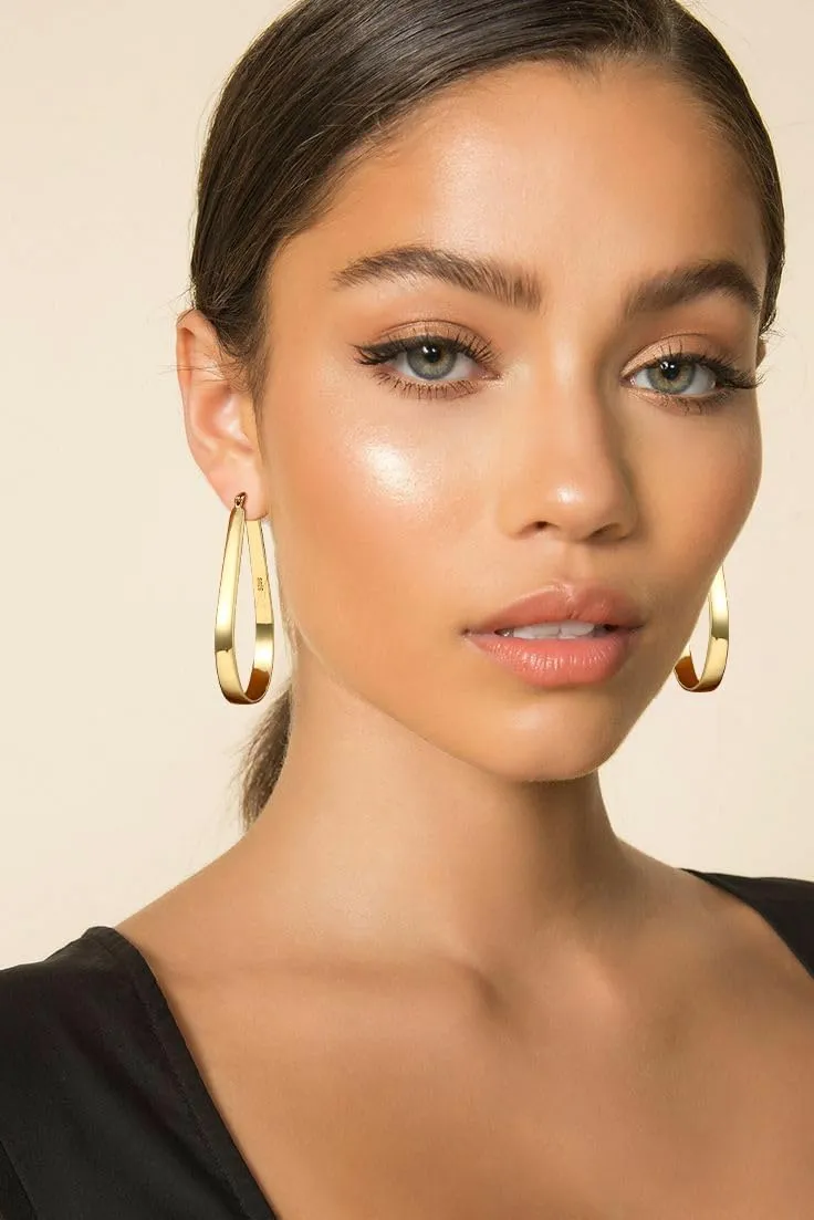 Sterling Silver Hoop Earrings for Women Large Oval Hoop Earrings Lightweight Big Gold Hoops Earrings Hypoallergenic 14K Gold Plated Hoops Earrings Non Tarnish Jewelry Gifts 20/30/40mm