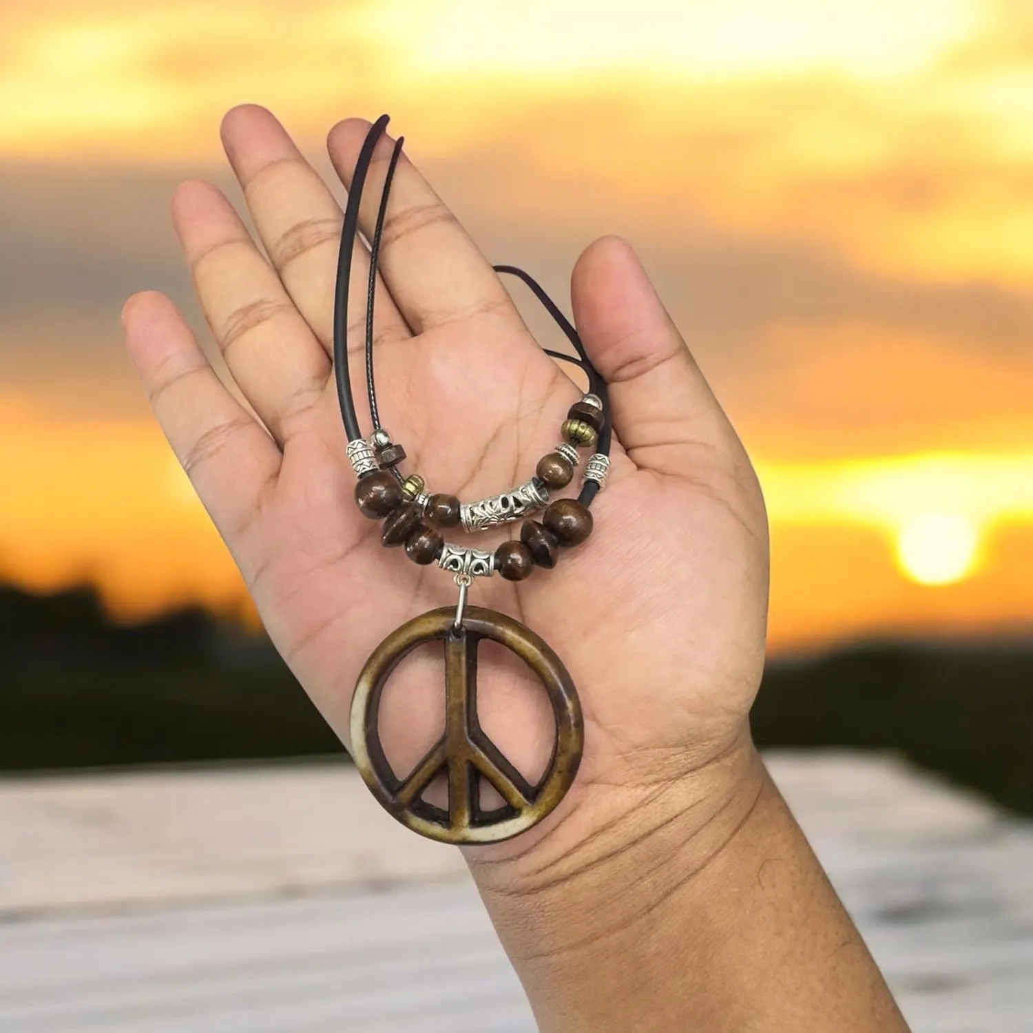 Unisex Peace Sign Double Layer Necklace Resin Peace Symbol Pendant Necklace Hippie Boho Style Jewelry Adjustable